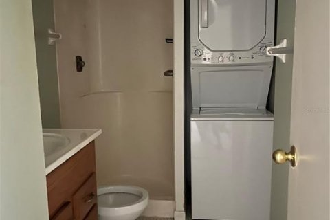 Condo in Mount Dora, Florida, 2 bedrooms  № 2234301 - photo 5