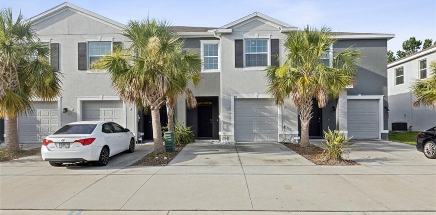 Townhouse in Brandon, Florida 3 bedrooms, 158.58 sq.m. № 1781388