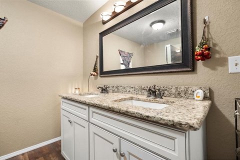 Casa en venta en Sorrento, Florida, 4 dormitorios, 129.32 m2 № 1780827 - foto 18