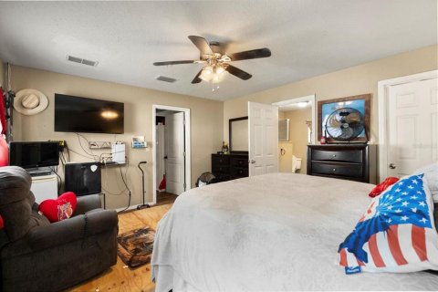 Casa en venta en Sorrento, Florida, 4 dormitorios, 129.32 m2 № 1780827 - foto 16