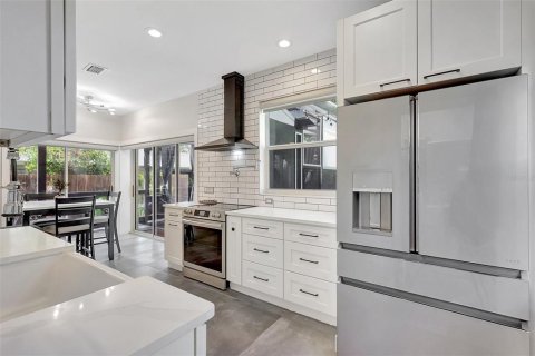 Villa ou maison à vendre à Sarasota, Floride: 4 chambres, 219.16 m2 № 1590375 - photo 20