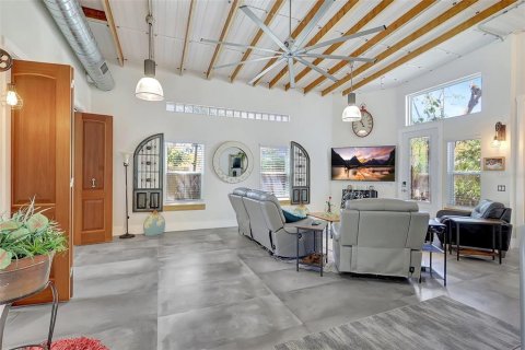 Villa ou maison à vendre à Sarasota, Floride: 4 chambres, 219.16 m2 № 1590375 - photo 9