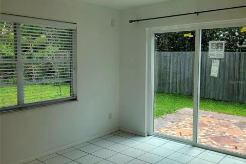 House in Hudson, Florida 2 bedrooms, 98.85 sq.m. № 1796605 - photo 6