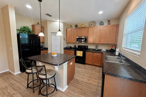 Casa en venta en New Smyrna Beach, Florida, 3 dormitorios, 165.92 m2 № 2277590 - foto 8