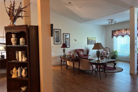 House in Port St. Lucie, Florida 4 bedrooms, 279.54 sq.m. № 2036713 - photo 16