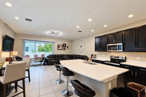 Touwnhouse à vendre à Palmetto, Floride: 3 chambres, 149.29 m2 № 2421856 - photo 5