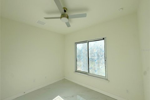 House in Punta Gorda, Florida 4 bedrooms, 200.02 sq.m. № 2108950 - photo 11