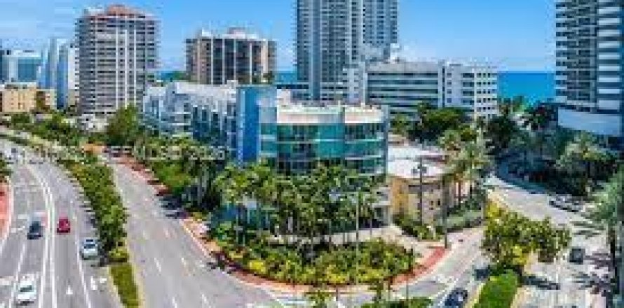 Condo à Miami Beach, Floride, 2 chambres  № 2247443