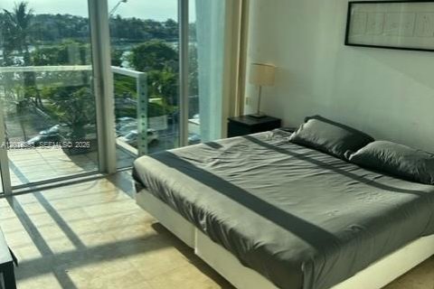 Copropriété à louer à Miami Beach, Floride: 2 chambres, 99.59 m2 № 2247443 - photo 4