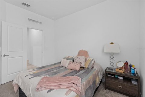 Villa ou maison à vendre à Kissimmee, Floride: 4 chambres, 171.22 m2 № 1771251 - photo 20