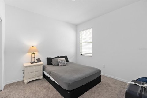 Villa ou maison à vendre à Kissimmee, Floride: 4 chambres, 171.22 m2 № 1771251 - photo 17