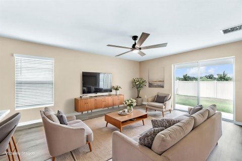 House in Palmetto, Florida 3 bedrooms, 137.68 sq.m. № 2199808 - photo 12
