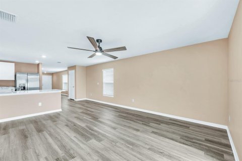 House in Palmetto, Florida 3 bedrooms, 137.68 sq.m. № 2199808 - photo 8