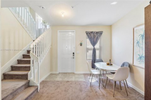 Touwnhouse à vendre à Homestead, Floride: 3 chambres, 141.49 m2 № 2153737 - photo 8