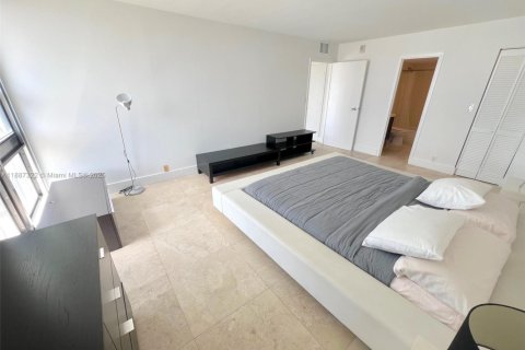 Apartamento en alquiler en Miami Beach, Florida, 1 dormitorio, 83.61 m2 № 1933017 - foto 15