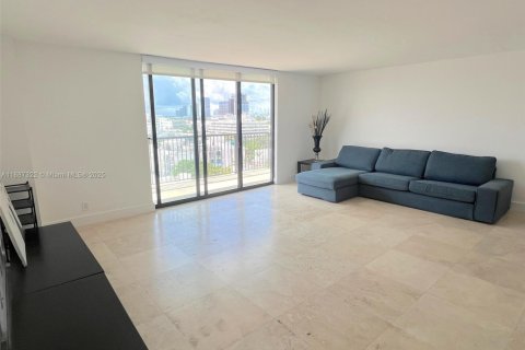 Apartamento en alquiler en Miami Beach, Florida, 1 dormitorio, 83.61 m2 № 1933017 - foto 12