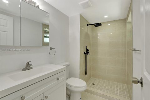 House in Fort Lauderdale, Florida 3 bedrooms, 89.93 sq.m. № 1814213 - photo 12