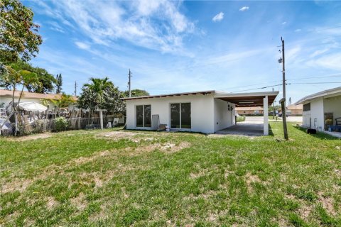 House in Fort Lauderdale, Florida 3 bedrooms, 89.93 sq.m. № 1814213 - photo 14