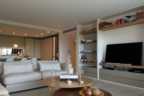 Condo in Key Biscayne, Florida, 2 bedrooms № 1764975 - photo 18