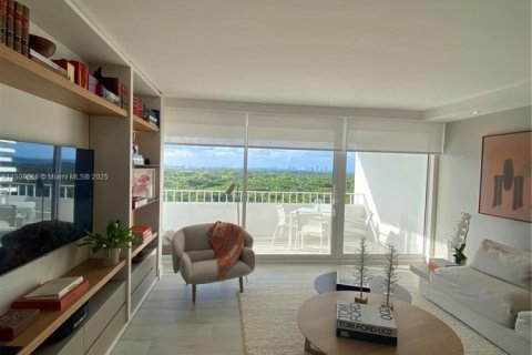 Condo in Key Biscayne, Florida, 2 bedrooms № 1764975 - photo 17