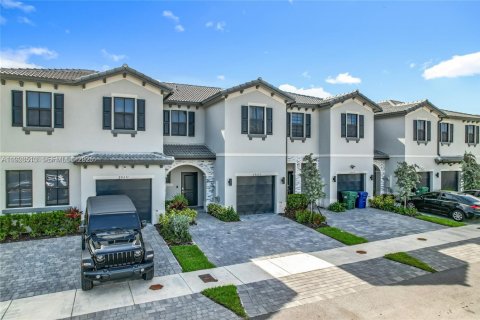 Купить виллу или дом в Хомстед, Флорида 3 спальни, 159.98м2, № 2034512 - фото 29