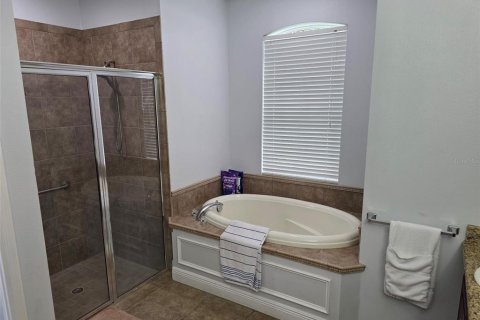 Casa en venta en Sarasota, Florida, 3 dormitorios, 161.09 m2 № 2312341 - foto 15
