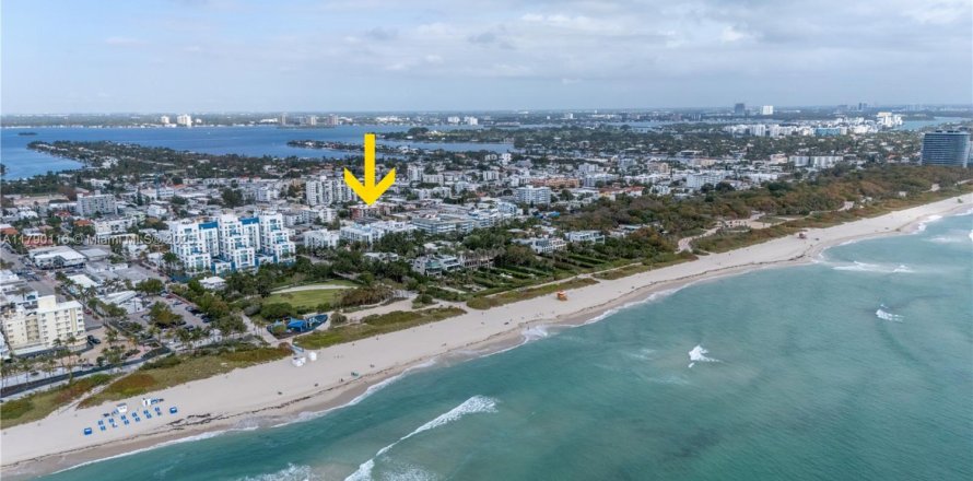 Condominio en Miami Beach, Florida, 2 dormitorios  № 1863369