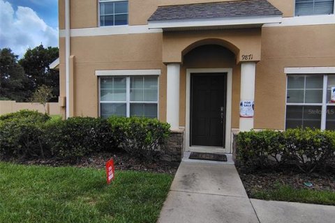 Townhouse in Trinity, Florida 3 bedrooms, 126.72 sq.m. № 1906733 - photo 5