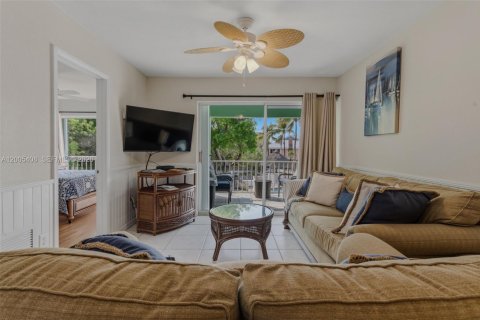 Condo in Key Largo, Florida, 2 bedrooms  № 2071095 - photo 20