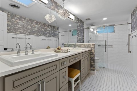 Casa en venta en Winter Park, Florida, 4 dormitorios, 303.14 m2 № 1792728 - foto 25