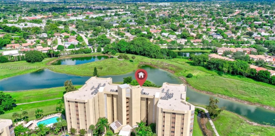 Condo à Lauderhill, Floride, 1 chambre № 1702336