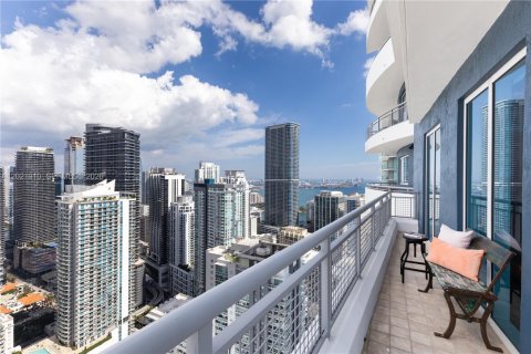 Condo in Miami, Florida, 2 bedrooms № 2083656 - photo 8