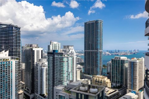 Condo in Miami, Florida, 2 bedrooms № 2083656 - photo 28