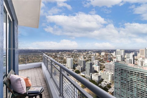 Condo in Miami, Florida, 2 bedrooms № 2083656 - photo 9