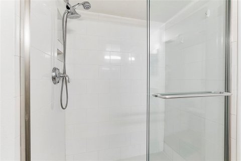 Copropriété à vendre à Deerfield Beach, Floride: 1 chambre, 86.4 m2 № 2261243 - photo 6
