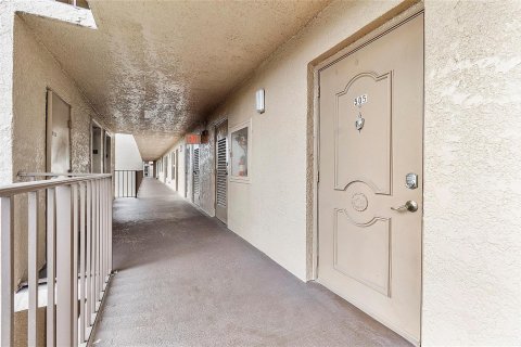 Copropriété à vendre à Deerfield Beach, Floride: 1 chambre, 86.4 m2 № 2261243 - photo 21