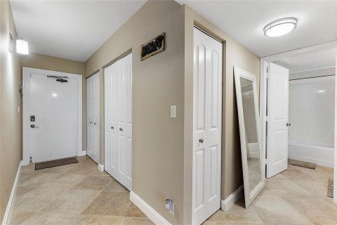 Copropriété à vendre à Deerfield Beach, Floride: 1 chambre, 86.4 m2 № 2261243 - photo 14
