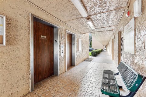 Copropriété à vendre à Deerfield Beach, Floride: 1 chambre, 86.4 m2 № 2261243 - photo 22