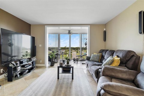 Copropriété à vendre à Deerfield Beach, Floride: 1 chambre, 86.4 m2 № 2261243 - photo 10