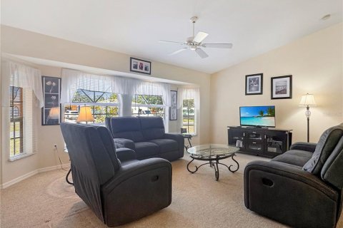 Villa ou maison à louer à Port Charlotte, Floride: 3 chambres, 154.03 m2 № 2166984 - photo 8