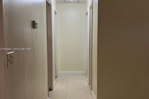 Снять в аренду виллу или дом в Санрайз, Флорида 2 спальни, 88.44м2, № 1987861 - фото 5