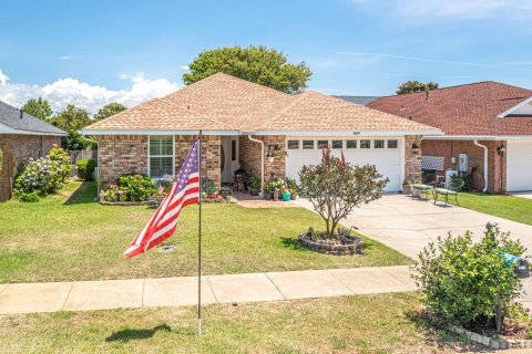 Casa en venta en Destin, Florida, 3 dormitorios, 144.93 m2 № 559790 - foto 1