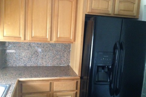 Copropriété à louer à Sunny Isles Beach, Floride: 1 chambre, 71.26 m2 № 1998207 - photo 7