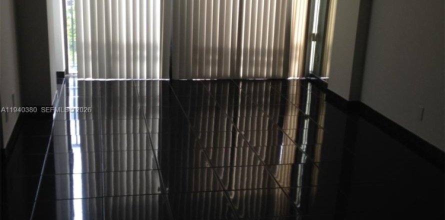 Condo à Sunny Isles Beach, Floride, 1 chambre  № 1998207