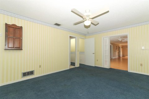 House in Orlando, Florida 4 bedrooms, 241.55 sq.m. № 1684446 - photo 21