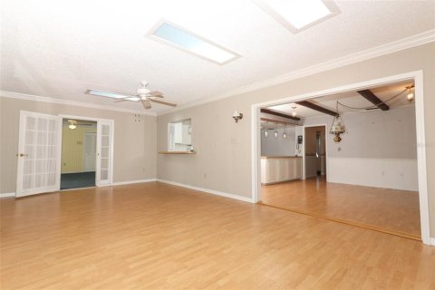 House in Orlando, Florida 4 bedrooms, 241.55 sq.m. № 1684446 - photo 12