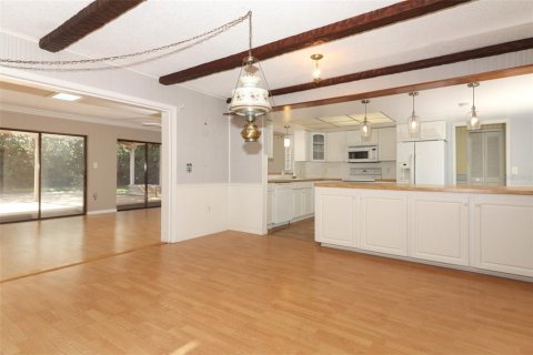 House in Orlando, Florida 4 bedrooms, 241.55 sq.m. № 1684446 - photo 11
