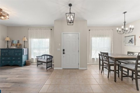 House in Winter Garden, Florida 4 bedrooms, 176.89 sq.m. № 1901487 - photo 4