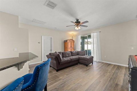 House in Winter Garden, Florida 4 bedrooms, 176.89 sq.m. № 1901487 - photo 16