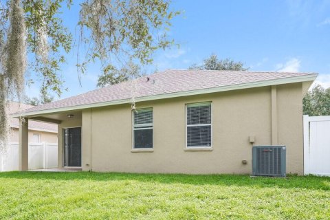 Villa ou maison à louer à Temple Terrace, Floride: 3 chambres, 157.1 m2 № 2279839 - photo 16